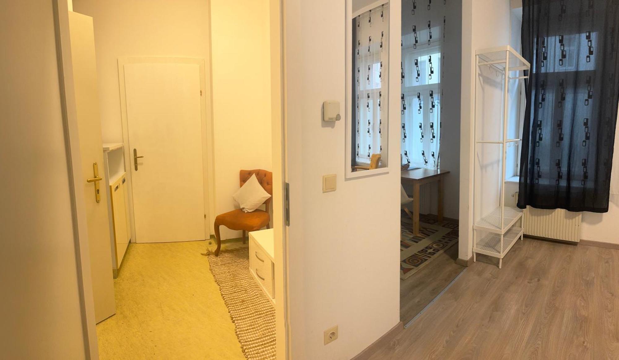 Ganze Klein Unterkunft 1100 Wien Exterior photo